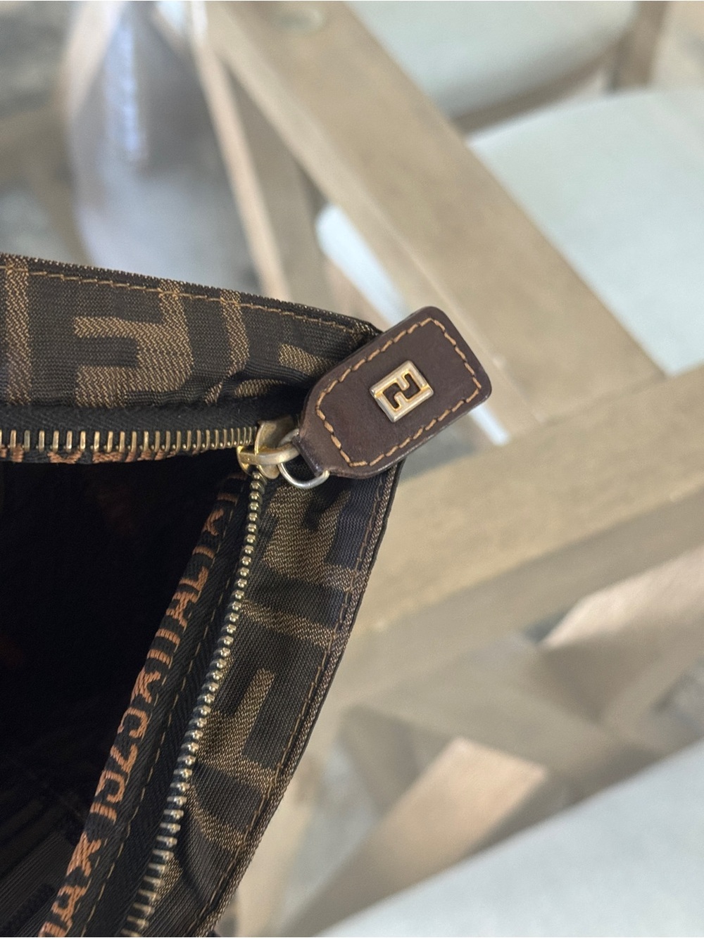 FENDI ZUCCA CANVAS Vintage 1925 Zip Tote Brown - Picture 6 of 11